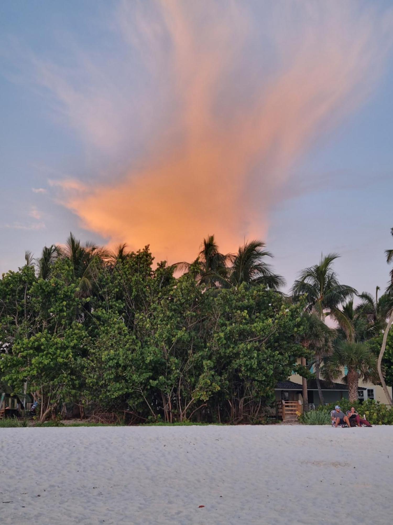Stunning 2-Bedroom Plus Den Condo In Greenlinks Resort North North Naples Eksteriør billede