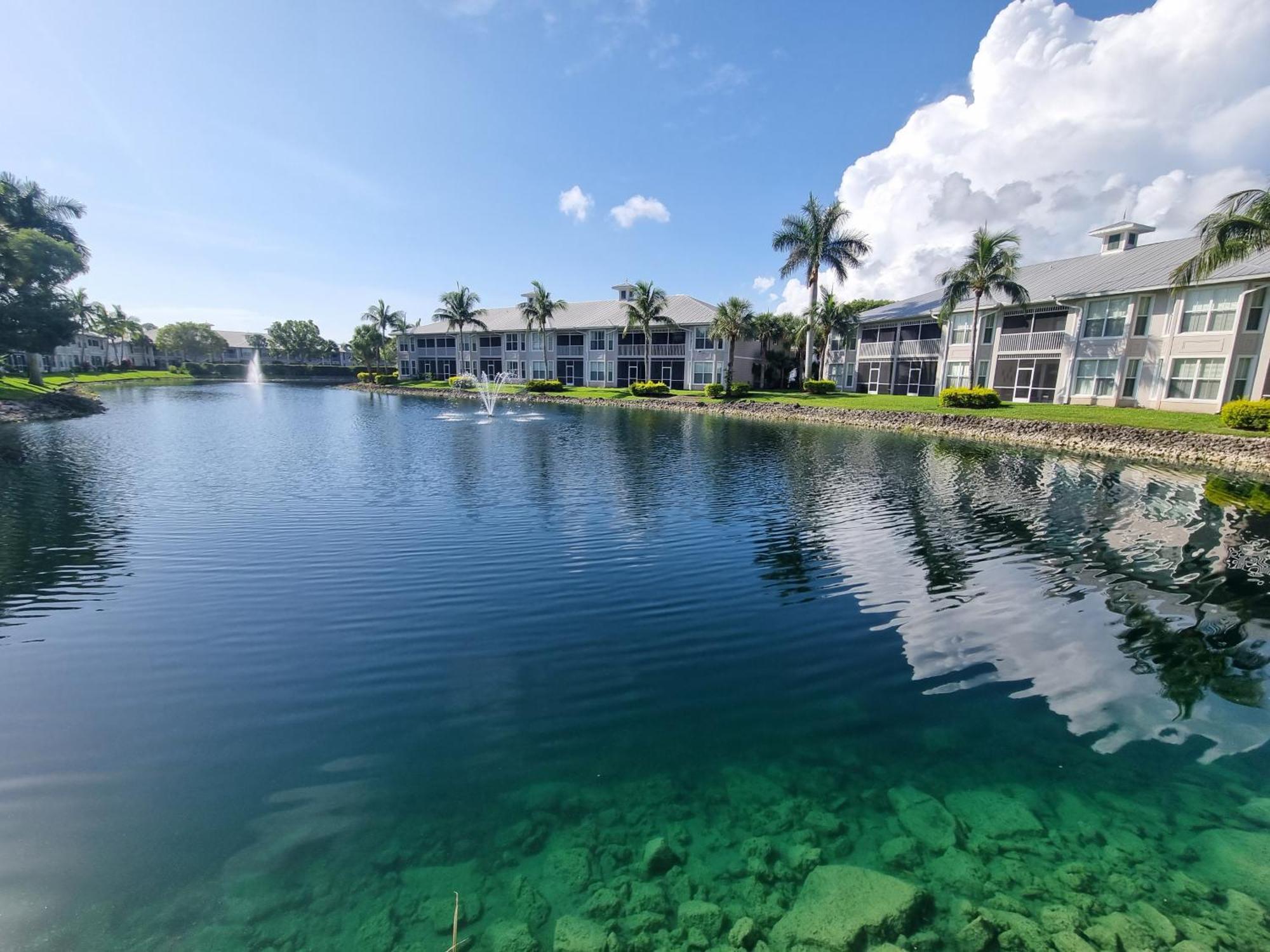 Stunning 2-Bedroom Plus Den Condo In Greenlinks Resort North North Naples Eksteriør billede