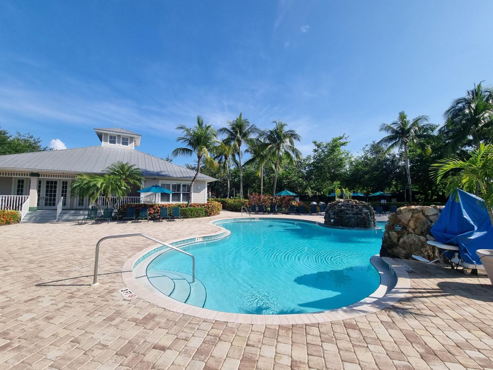 Stunning 2-Bedroom Plus Den Condo In Greenlinks Resort North North Naples Eksteriør billede