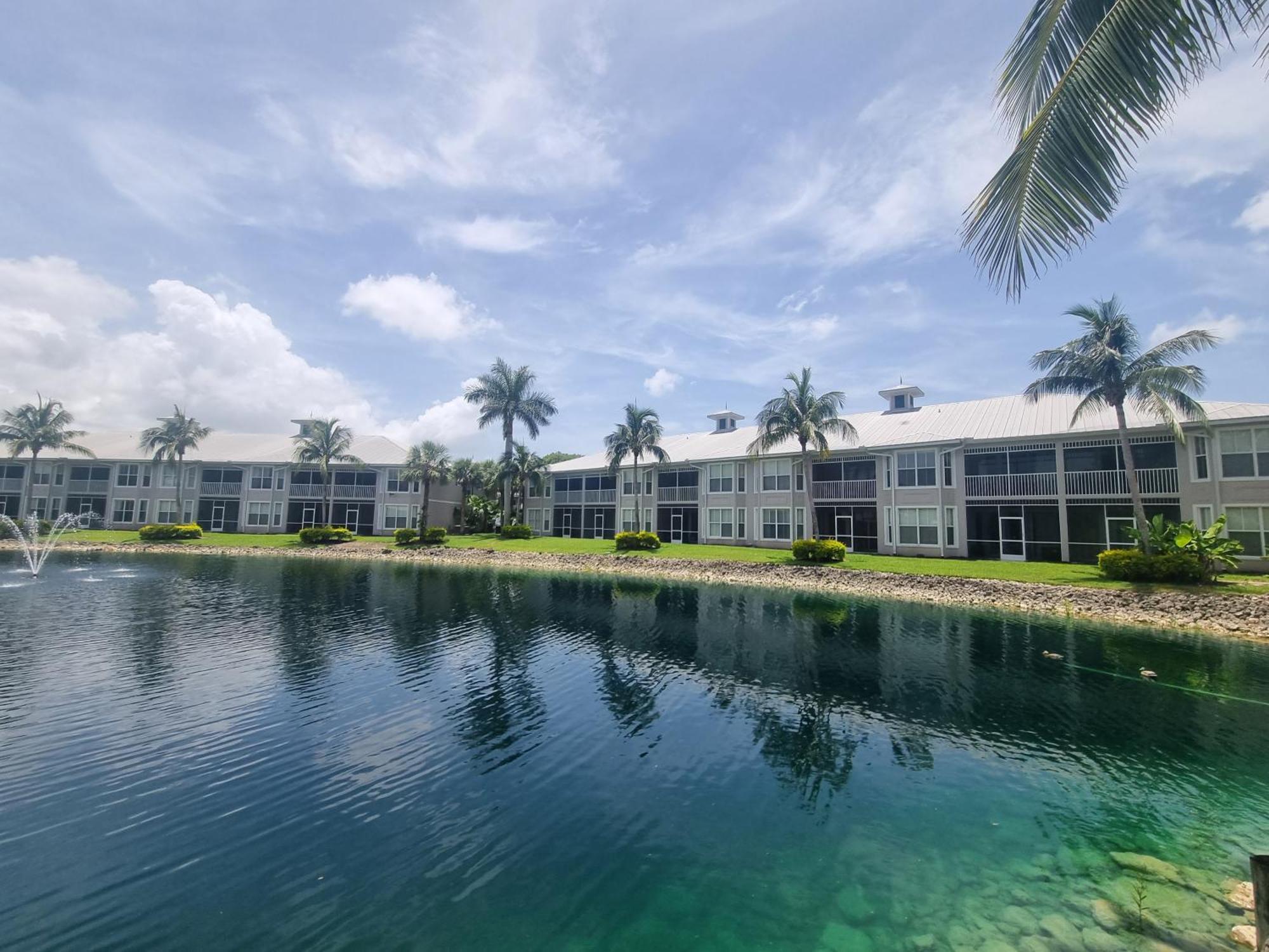 Stunning 2-Bedroom Plus Den Condo In Greenlinks Resort North North Naples Eksteriør billede