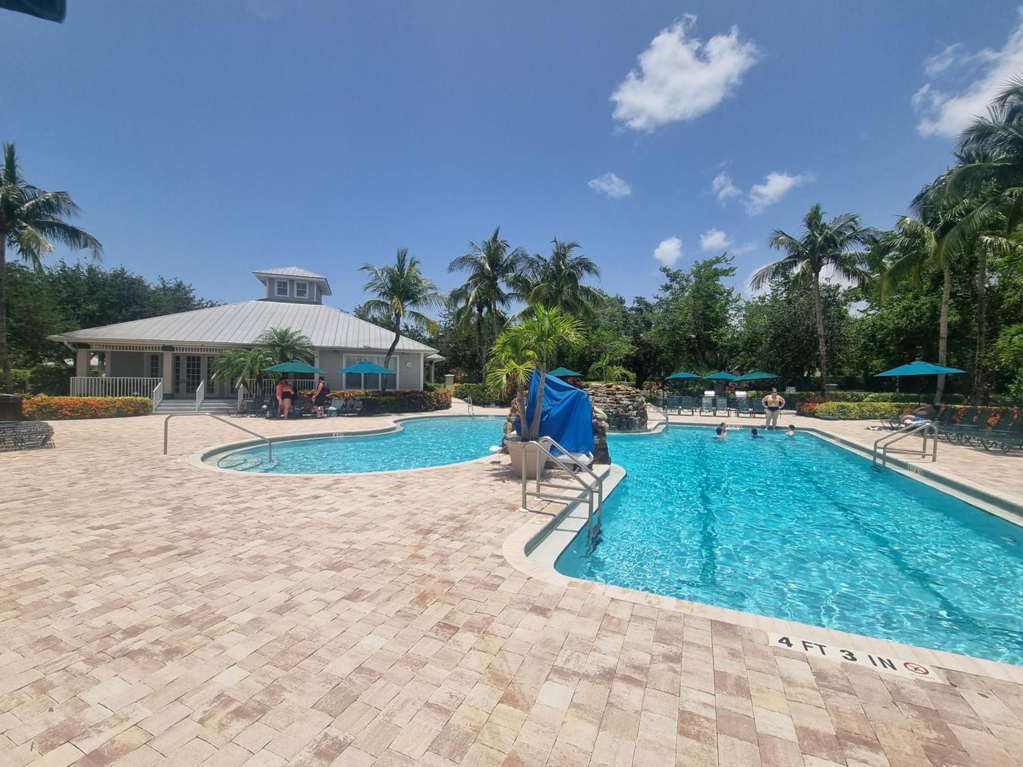 Stunning 2-Bedroom Plus Den Condo In Greenlinks Resort North North Naples Eksteriør billede