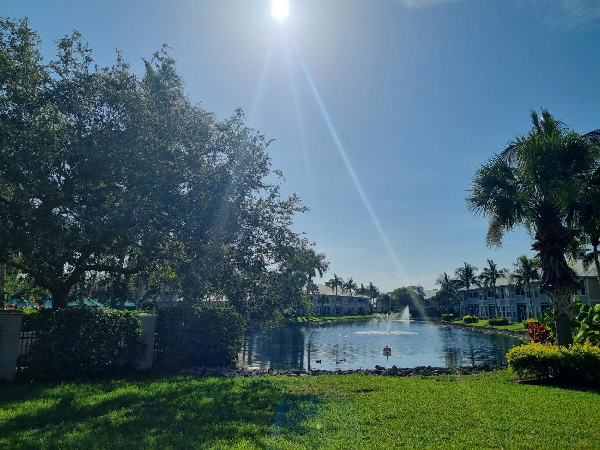 Stunning 2-Bedroom Plus Den Condo In Greenlinks Resort North North Naples Eksteriør billede