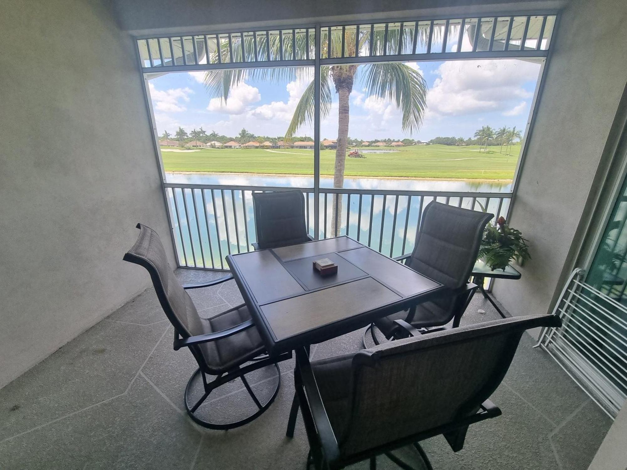 Stunning 2-Bedroom Plus Den Condo In Greenlinks Resort North North Naples Eksteriør billede